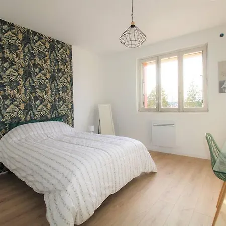 Joli Appartement Au Calme Lay-Saint-Christophe Exterior photo