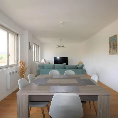 Joli Appartement Au Calme Lay-Saint-Christophe Exterior photo