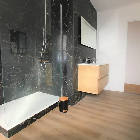 Joli Appartement Au Calme Lay-Saint-Christophe Exterior photo